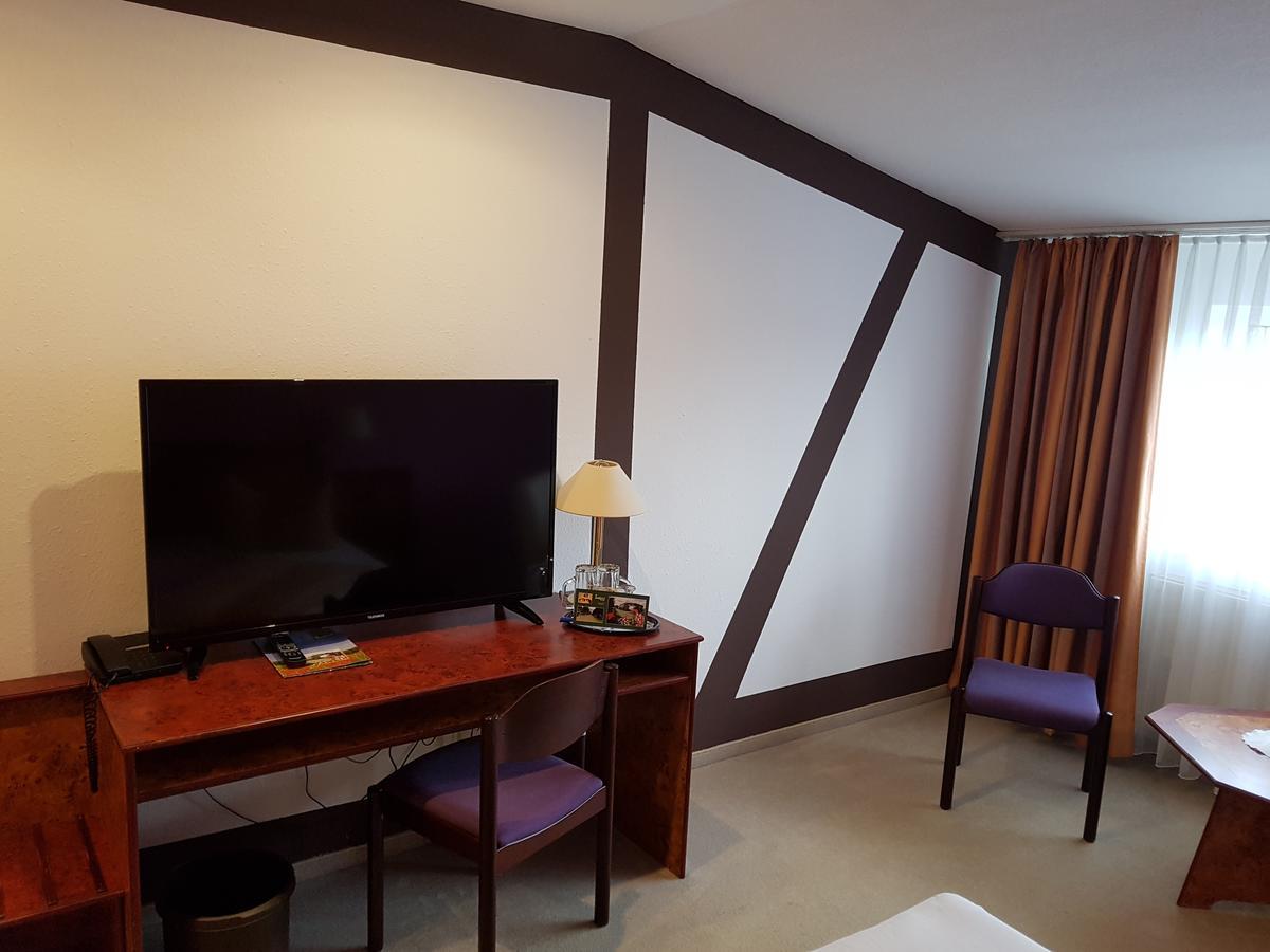 Landhotel Trampe Exteriör bild